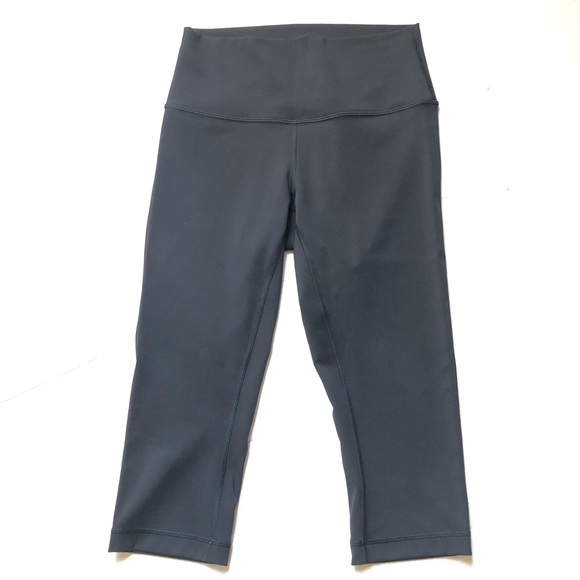 Lululemon Wunder Under HiRise Crop Luxtreme 6 - Picture 6 of 9